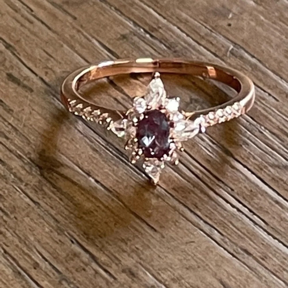 Alexandrite and Zircon Rose Gold Ring - Picture 5 of 15